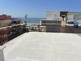 Terrazzo con vista mare + garage in Vendita